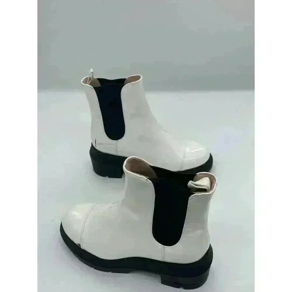STUART WEITZMAN Women‎ Norah Patent Leather Lug Sole Boots size 6.5 - Picture 2 of 6